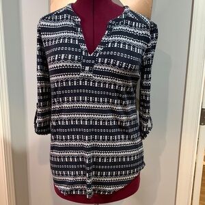 Navy and white tribal print three-quarter length sleeve shirt
